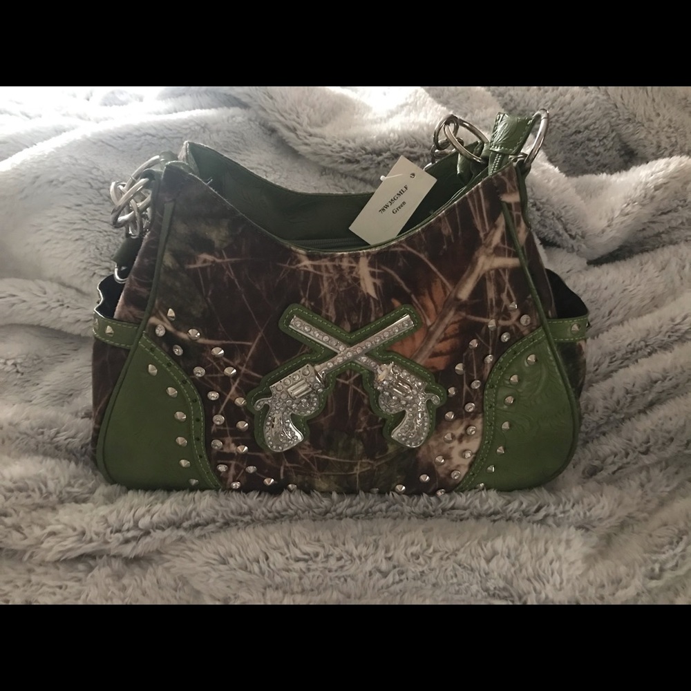 Camo guns green western purse